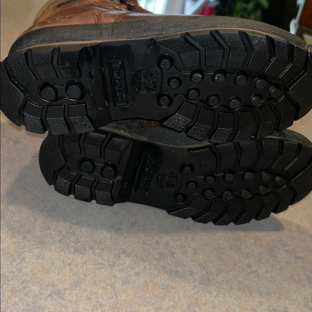 Vintage Timberland Dark Brown Leather Boots. Wore a few times. - Picture 5 of 8